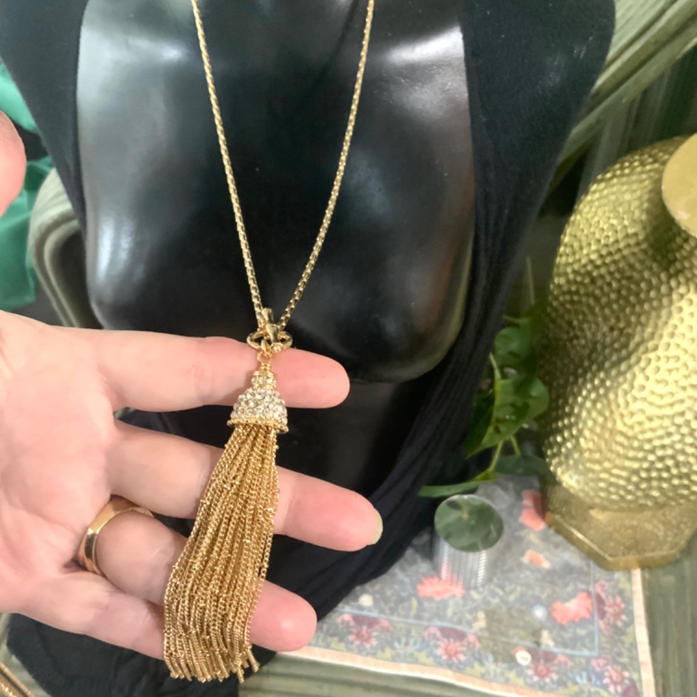 Lilly Pulitzer NECKLACE 🩷 GOLD CHAIN TASSEL CRYSTAL NECKLACE NWT “Fronds”TOGGLE - Picture 13 of 16